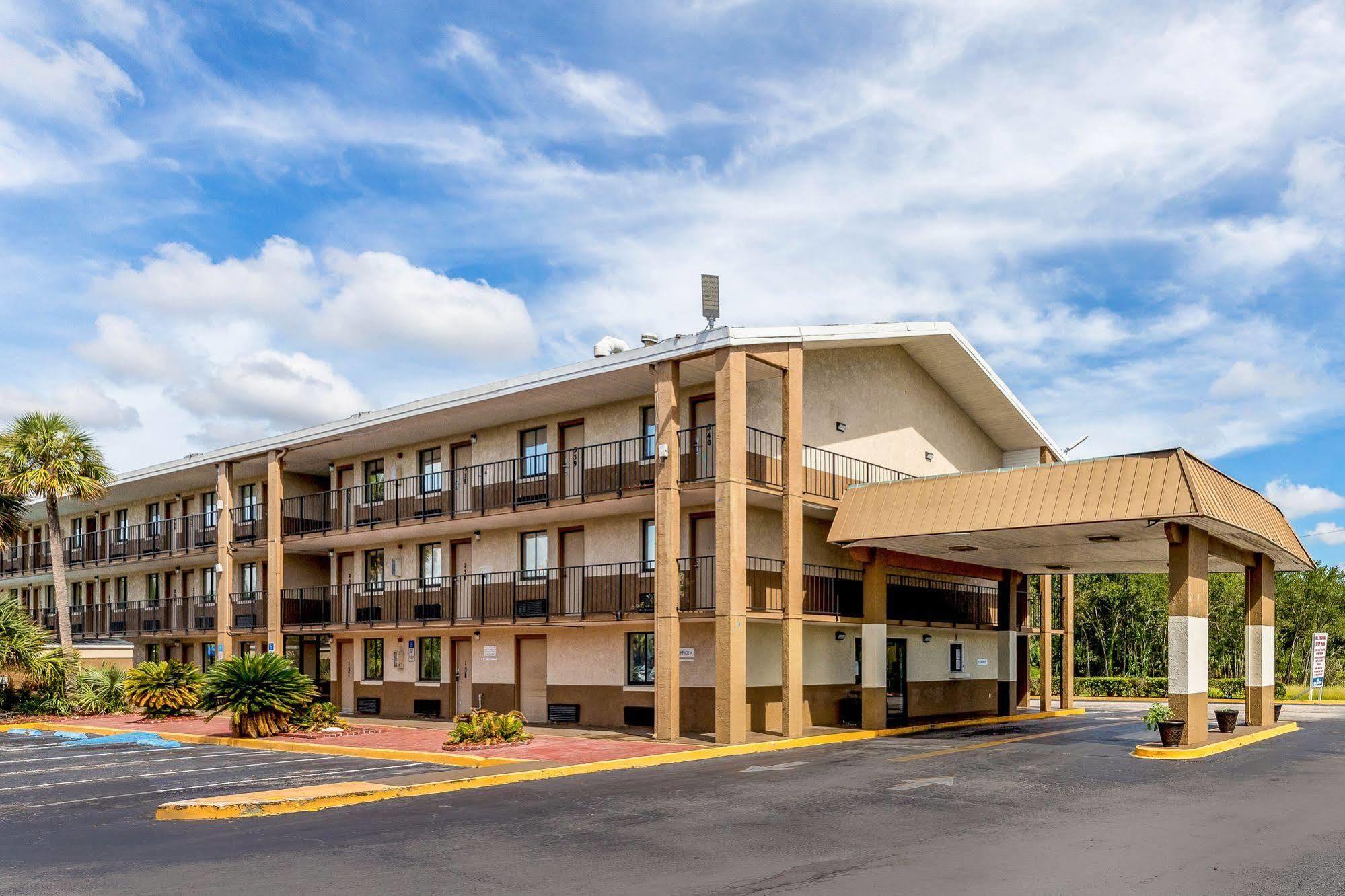 Rodeway Inn Fairgrounds-Casino Tampa Exterior foto